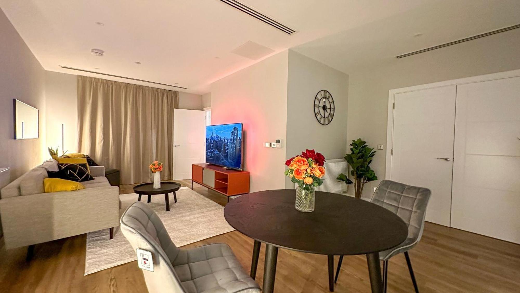 Duplex 3Bed 3Bath Modern Fast Wifi - Luxurylondonstays Dış mekan fotoğraf